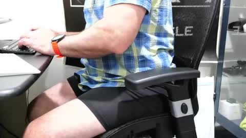 D online show from 04-15-26, 12:12