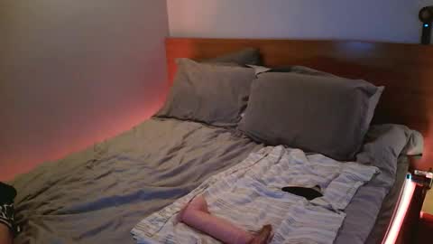 Snapshot of anonymous_fantasy_4u chatting on 11-29-25, 08:28 Anonymous Fantasy 4U online show from 11-29-25, 08:28