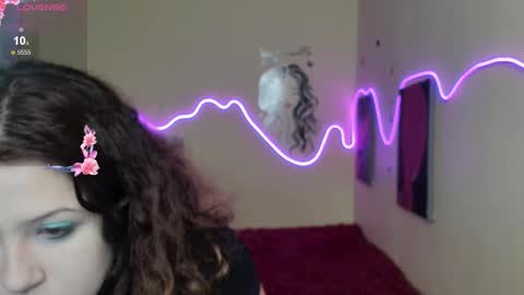 Snapshot of anora_millerr chatting on 11-12-25, 08:26 Anora online show from 11-12-25, 08:26