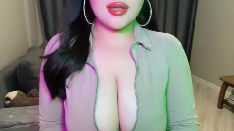 Snapshot of anora_sunny chatting on 06-09-26, 05:24 Any online show from 06-09-26, 05:24