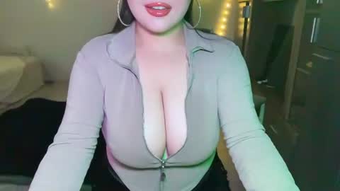 Snapshot of anora_sunny chatting on 07-14-26, 04:56 Any online show from 07-14-26, 04:56