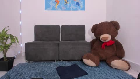 Jordan Mateo online show from 12-17-25, 09:37