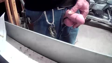 Snapshot of anotherbaldy chatting on 11-25-25, 04:40 anotherbaldy online show from 11-25-25, 04:40