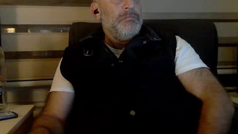 Snapshot of antheris chatting on 10-09-25, 08:29 antheris online show from 10-09-25, 08:29