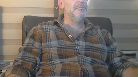 Snapshot of antheris chatting on 01-05-26, 07:06 antheris online show from 01-05-26, 07:06