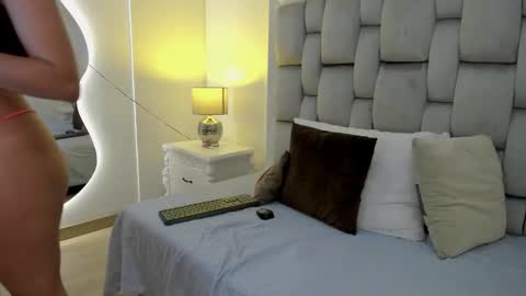 Anthonela online show from 11-22-25, 11:42