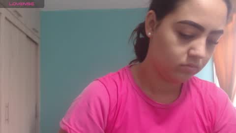 Anthonela Queen online show from 12-16-25, 12:10