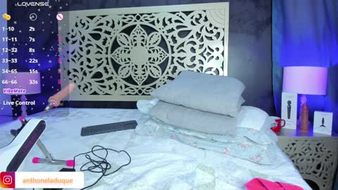 anthonelaDuque online show from 01-22-25, 02:46