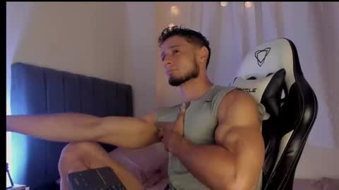 Adonys Creeb online show from 09-25-25, 05:22