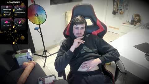 Snapshot of anthonyloveseks chatting on 01-13-26, 04:01 Anthony online show from 01-13-26, 04:01