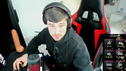 Snapshot of anthonyloveseks chatting on 04-13-26, 01:49 Anthony online show from 04-13-26, 01:49