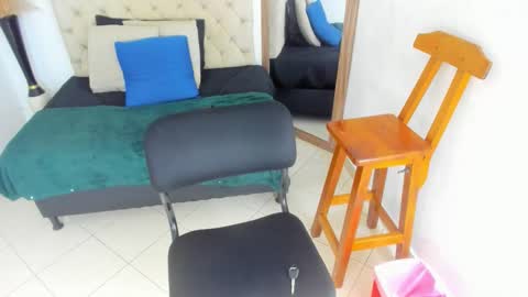 Snapshot of anthoy_wayans chatting on 11-20-25, 01:17 online show from 11-20-25, 01:17