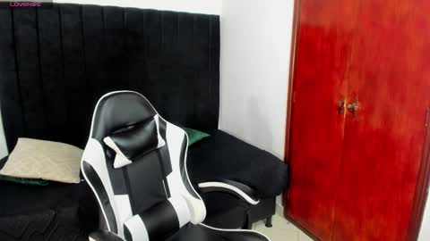       online show from 12-20-25, 12:40