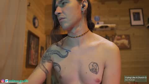 Snapshot of antinoo_gnothi chatting on 11-22-25, 01:37 Antinoo Gnothi online show from 11-22-25, 01:37