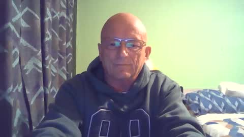antmatt2025 online show from 11-18-25, 06:34