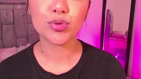 Antonella online show from 12-19-25, 01:56