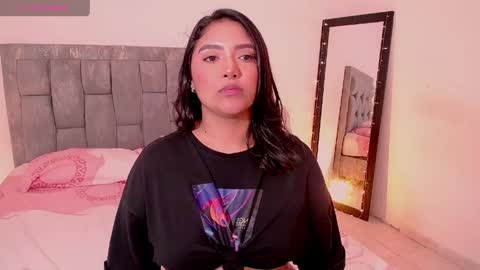 Antonella online show from 04-08-26, 01:05