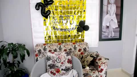 Snapshot of antonella_mcry chatting on 07-04-26, 01:17 antonella online show from 07-04-26, 01:17