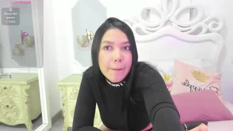 Snapshot of antonella_rouse1 chatting on 03-03-26, 11:27 Antonella online show from 03-03-26, 11:27