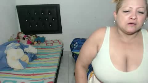 antonella_y_tayrone online show from 04-26-26, 07:06