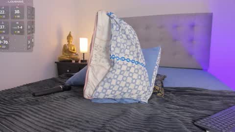 Snapshot of antonellaa_gomez chatting on 10-05-25, 07:45 Antonellaa online show from 10-05-25, 07:45