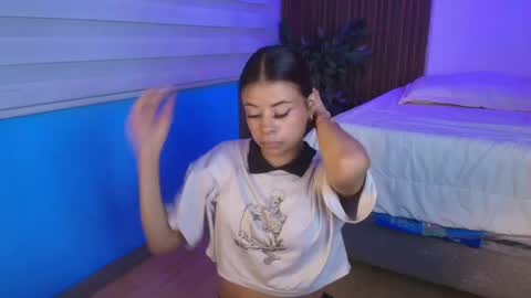 Antonella online show from 05-26-26, 03:24