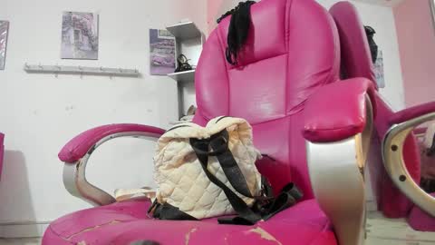 ANTONELLA online show from 12-22-25, 11:18