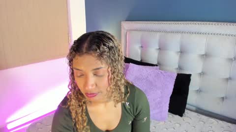 Sarah online show from 01-28-25, 03:46