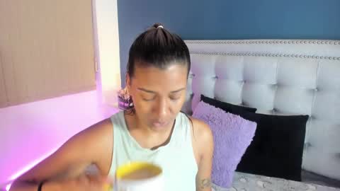 Sarah online show from 02-22-25, 12:19