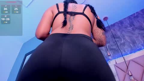 Snapshot of antonellaqueeen chatting on 01-11-25, 12:07 ANTONELLE online show from 01-11-25, 12:07