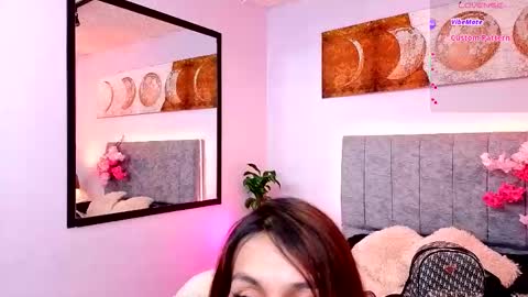 Snapshot of antonellastar24_ chatting on 10-06-25, 08:17 Antonella online show from 10-06-25, 08:17