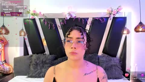 A N T O N E L L E  online show from 02-19-26, 11:28