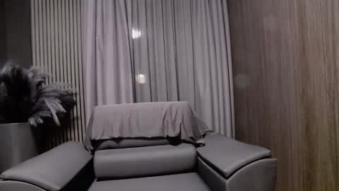 HI My name is Antonio online show from 04-12-26, 06:57