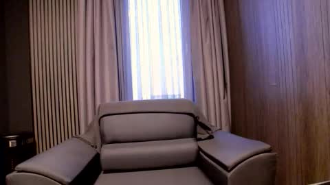 HI My name is Antonio online show from 06-02-26, 06:32