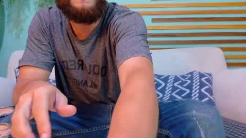 Snapshot of antony_bigdick_ chatting on 04-27-26, 07:01 Juan Camilo online show from 04-27-26, 07:01