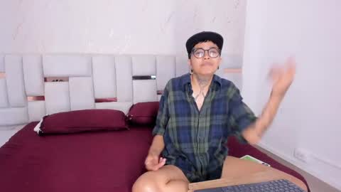 antony_d_ossa online show from 04-20-26, 03:42