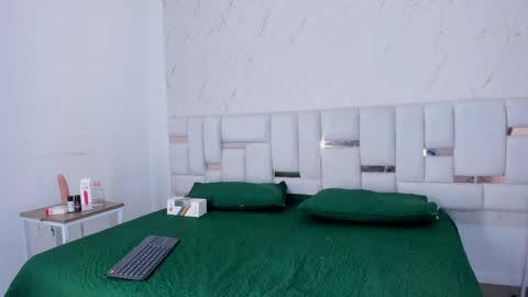 antony_d_ossa online show from 04-26-26, 08:06