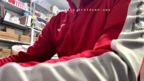 Snapshot of antonyo696969 chatting on 11-18-25, 02:43 antonyo6969 online show from 11-18-25, 02:43