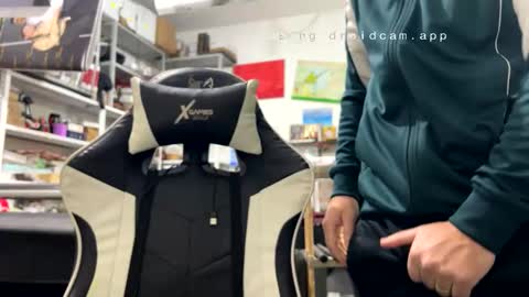 Snapshot of antonyo696969 chatting on 01-14-26, 10:43 antonyo6969 online show from 01-14-26, 10:43