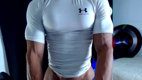 Instagram miguelangel1802  online show from 09-29-25, 06:02