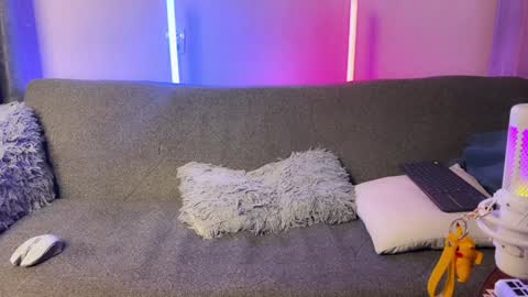 Snapshot of antray_misti chatting on 01-25-25, 03:52 Adam 24 online show from 01-25-25, 03:52