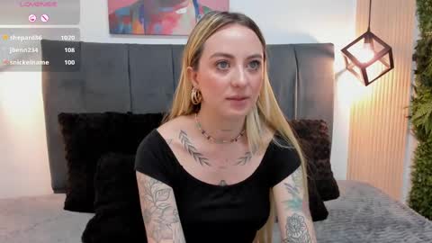 Antonia online show from 09-15-25, 06:30