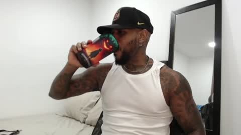 antwanblack11 online show from 02-06-25, 01:16