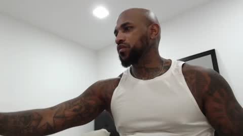 antwanblack11 online show from 03-02-25, 03:24