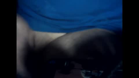 Snapshot of antxon12 chatting on 02-15-26, 11:01 antxon12 online show from 02-15-26, 11:01