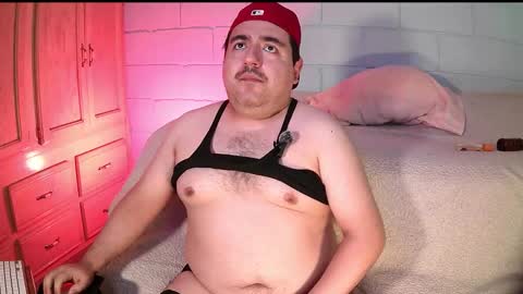 Snapshot of anuarfox chatting on 11-16-25, 10:10 AnuarFox online show from 11-16-25, 10:10