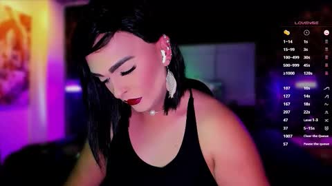 MissSophiaSpecter online show from 11-06-25, 06:31