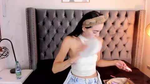 Snapshot of anya_belth chatting on 06-20-26, 03:37 anya_belth online show from 06-20-26, 03:37