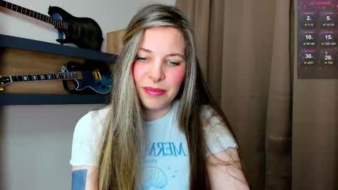 Anya online show from 09-28-25, 05:07