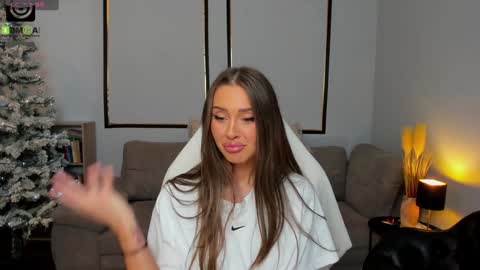 Anya online show from 01-07-26, 01:02